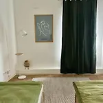 Traumlage! 3-etagen Direkt Im Zentrum Appartamento