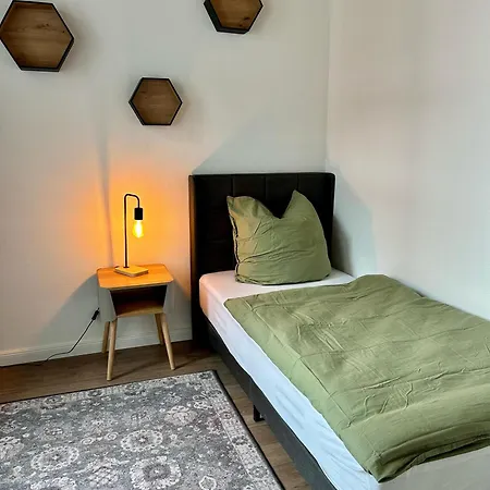 Apartment Ueber 3-etagen Genau Im Zentrum! *