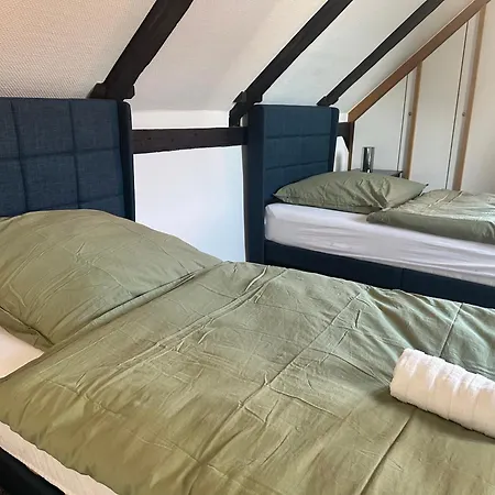 Exklusives Ueber 3 Etagen Mitten Im Zentrum Neumünster